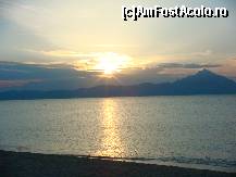 [P37] soarele este deja deasupra norilor » foto by sandu.53
 - 
<span class="allrVoted glyphicon glyphicon-heart hidden" id="av154748"></span>
<a class="m-l-10 hidden" id="sv154748" onclick="voting_Foto_DelVot(,154748,5915)" role="button">șterge vot <span class="glyphicon glyphicon-remove"></span></a>
<a id="v9154748" class=" c-red"  onclick="voting_Foto_SetVot(154748)" role="button"><span class="glyphicon glyphicon-heart-empty"></span> <b>LIKE</b> = Votează poza</a> <img class="hidden"  id="f154748W9" src="/imagini/loader.gif" border="0" /><span class="AjErrMes hidden" id="e154748ErM"></span>