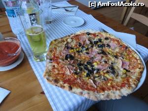 [P15] Pizza capriciosa - Casa Thomas, Bran.  » foto by tata123 🔱
 - 
<span class="allrVoted glyphicon glyphicon-heart hidden" id="av669222"></span>
<a class="m-l-10 hidden" id="sv669222" onclick="voting_Foto_DelVot(,669222,5977)" role="button">șterge vot <span class="glyphicon glyphicon-remove"></span></a>
<a id="v9669222" class=" c-red"  onclick="voting_Foto_SetVot(669222)" role="button"><span class="glyphicon glyphicon-heart-empty"></span> <b>LIKE</b> = Votează poza</a> <img class="hidden"  id="f669222W9" src="/imagini/loader.gif" border="0" /><span class="AjErrMes hidden" id="e669222ErM"></span>