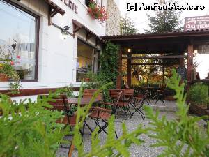 [P02] Terasa exterioară a restaurantului.  » foto by tata123 🔱
 - 
<span class="allrVoted glyphicon glyphicon-heart hidden" id="av669200"></span>
<a class="m-l-10 hidden" id="sv669200" onclick="voting_Foto_DelVot(,669200,5977)" role="button">șterge vot <span class="glyphicon glyphicon-remove"></span></a>
<a id="v9669200" class=" c-red"  onclick="voting_Foto_SetVot(669200)" role="button"><span class="glyphicon glyphicon-heart-empty"></span> <b>LIKE</b> = Votează poza</a> <img class="hidden"  id="f669200W9" src="/imagini/loader.gif" border="0" /><span class="AjErrMes hidden" id="e669200ErM"></span>
