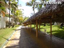 [P20] Toate aleile din resort sunt dotate cu astfel de umbrare pietonale ! » foto by GYL*
 - 
<span class="allrVoted glyphicon glyphicon-heart hidden" id="av317826"></span>
<a class="m-l-10 hidden" id="sv317826" onclick="voting_Foto_DelVot(,317826,5988)" role="button">șterge vot <span class="glyphicon glyphicon-remove"></span></a>
<a id="v9317826" class=" c-red"  onclick="voting_Foto_SetVot(317826)" role="button"><span class="glyphicon glyphicon-heart-empty"></span> <b>LIKE</b> = Votează poza</a> <img class="hidden"  id="f317826W9" src="/imagini/loader.gif" border="0" /><span class="AjErrMes hidden" id="e317826ErM"></span>