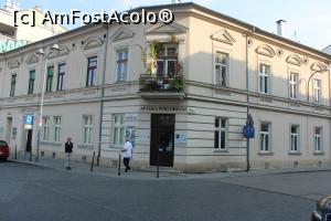 [P08] Krak&oacute;w, Apteka pod Orłem - Farmacia Sub Vultur, astăzi muzeu, este la parter » foto by mprofeanu
 - 
<span class="allrVoted glyphicon glyphicon-heart hidden" id="av1335153"></span>
<a class="m-l-10 hidden" id="sv1335153" onclick="voting_Foto_DelVot(,1335153,5995)" role="button">șterge vot <span class="glyphicon glyphicon-remove"></span></a>
<a id="v91335153" class=" c-red"  onclick="voting_Foto_SetVot(1335153)" role="button"><span class="glyphicon glyphicon-heart-empty"></span> <b>LIKE</b> = Votează poza</a> <img class="hidden"  id="f1335153W9" src="/imagini/loader.gif" border="0" /><span class="AjErrMes hidden" id="e1335153ErM"></span>