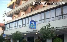 [P01] Hotel Riviera,pe costa Adriaticii. » foto by georgiana
 - 
<span class="allrVoted glyphicon glyphicon-heart hidden" id="av83480"></span>
<a class="m-l-10 hidden" id="sv83480" onclick="voting_Foto_DelVot(,83480,6022)" role="button">șterge vot <span class="glyphicon glyphicon-remove"></span></a>
<a id="v983480" class=" c-red"  onclick="voting_Foto_SetVot(83480)" role="button"><span class="glyphicon glyphicon-heart-empty"></span> <b>LIKE</b> = Votează poza</a> <img class="hidden"  id="f83480W9" src="/imagini/loader.gif" border="0" /><span class="AjErrMes hidden" id="e83480ErM"></span>