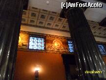 [P28] Casa Templului - imagine din camera principala cu coloane de marmura neagra » foto by delia58
 - 
<span class="allrVoted glyphicon glyphicon-heart hidden" id="av219717"></span>
<a class="m-l-10 hidden" id="sv219717" onclick="voting_Foto_DelVot(,219717,6029)" role="button">șterge vot <span class="glyphicon glyphicon-remove"></span></a>
<a id="v9219717" class=" c-red"  onclick="voting_Foto_SetVot(219717)" role="button"><span class="glyphicon glyphicon-heart-empty"></span> <b>LIKE</b> = Votează poza</a> <img class="hidden"  id="f219717W9" src="/imagini/loader.gif" border="0" /><span class="AjErrMes hidden" id="e219717ErM"></span>