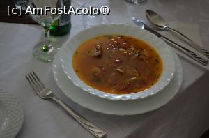 [P19] O ciorbă de văcuţă delicioasă!  » foto by kelyboy
 - 
<span class="allrVoted glyphicon glyphicon-heart hidden" id="av811111"></span>
<a class="m-l-10 hidden" id="sv811111" onclick="voting_Foto_DelVot(,811111,6033)" role="button">șterge vot <span class="glyphicon glyphicon-remove"></span></a>
<a id="v9811111" class=" c-red"  onclick="voting_Foto_SetVot(811111)" role="button"><span class="glyphicon glyphicon-heart-empty"></span> <b>LIKE</b> = Votează poza</a> <img class="hidden"  id="f811111W9" src="/imagini/loader.gif" border="0" /><span class="AjErrMes hidden" id="e811111ErM"></span>