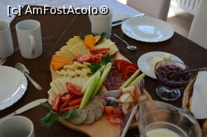 [P02] Mic dejun, delicios!  » foto by kelyboy
 - 
<span class="allrVoted glyphicon glyphicon-heart hidden" id="av811094"></span>
<a class="m-l-10 hidden" id="sv811094" onclick="voting_Foto_DelVot(,811094,6033)" role="button">șterge vot <span class="glyphicon glyphicon-remove"></span></a>
<a id="v9811094" class=" c-red"  onclick="voting_Foto_SetVot(811094)" role="button"><span class="glyphicon glyphicon-heart-empty"></span> <b>LIKE</b> = Votează poza</a> <img class="hidden"  id="f811094W9" src="/imagini/loader.gif" border="0" /><span class="AjErrMes hidden" id="e811094ErM"></span>