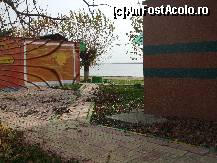 [P12] Plaja Mircesti la Lacul Amara - catre vestiar, grup sanitar si intrarea pe plaja pentru nudisti » foto by valimi
 - 
<span class="allrVoted glyphicon glyphicon-heart hidden" id="av166957"></span>
<a class="m-l-10 hidden" id="sv166957" onclick="voting_Foto_DelVot(,166957,6129)" role="button">șterge vot <span class="glyphicon glyphicon-remove"></span></a>
<a id="v9166957" class=" c-red"  onclick="voting_Foto_SetVot(166957)" role="button"><span class="glyphicon glyphicon-heart-empty"></span> <b>LIKE</b> = Votează poza</a> <img class="hidden"  id="f166957W9" src="/imagini/loader.gif" border="0" /><span class="AjErrMes hidden" id="e166957ErM"></span>