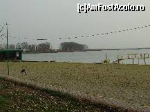 [P13] Plaja Mircesti la Lacul Amara - pentru plaja a fost adus nisip fin » foto by valimi
 - 
<span class="allrVoted glyphicon glyphicon-heart hidden" id="av166959"></span>
<a class="m-l-10 hidden" id="sv166959" onclick="voting_Foto_DelVot(,166959,6129)" role="button">șterge vot <span class="glyphicon glyphicon-remove"></span></a>
<a id="v9166959" class=" c-red"  onclick="voting_Foto_SetVot(166959)" role="button"><span class="glyphicon glyphicon-heart-empty"></span> <b>LIKE</b> = Votează poza</a> <img class="hidden"  id="f166959W9" src="/imagini/loader.gif" border="0" /><span class="AjErrMes hidden" id="e166959ErM"></span>