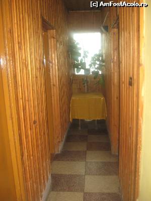 [P05] Spre camera, pe un hol cam ingust » foto by dorgo
 - 
<span class="allrVoted glyphicon glyphicon-heart hidden" id="av631322"></span>
<a class="m-l-10 hidden" id="sv631322" onclick="voting_Foto_DelVot(,631322,6152)" role="button">șterge vot <span class="glyphicon glyphicon-remove"></span></a>
<a id="v9631322" class=" c-red"  onclick="voting_Foto_SetVot(631322)" role="button"><span class="glyphicon glyphicon-heart-empty"></span> <b>LIKE</b> = Votează poza</a> <img class="hidden"  id="f631322W9" src="/imagini/loader.gif" border="0" /><span class="AjErrMes hidden" id="e631322ErM"></span>