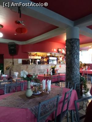 [P02] Restaurant » foto by momote65
 - 
<span class="allrVoted glyphicon glyphicon-heart hidden" id="av989124"></span>
<a class="m-l-10 hidden" id="sv989124" onclick="voting_Foto_DelVot(,989124,6152)" role="button">șterge vot <span class="glyphicon glyphicon-remove"></span></a>
<a id="v9989124" class=" c-red"  onclick="voting_Foto_SetVot(989124)" role="button"><span class="glyphicon glyphicon-heart-empty"></span> <b>LIKE</b> = Votează poza</a> <img class="hidden"  id="f989124W9" src="/imagini/loader.gif" border="0" /><span class="AjErrMes hidden" id="e989124ErM"></span>