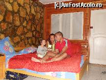 [P04] camera nostra (sarbatoream sotul:)) » foto by TLA
 - 
<span class="allrVoted glyphicon glyphicon-heart hidden" id="av91866"></span>
<a class="m-l-10 hidden" id="sv91866" onclick="voting_Foto_DelVot(,91866,6253)" role="button">șterge vot <span class="glyphicon glyphicon-remove"></span></a>
<a id="v991866" class=" c-red"  onclick="voting_Foto_SetVot(91866)" role="button"><span class="glyphicon glyphicon-heart-empty"></span> <b>LIKE</b> = Votează poza</a> <img class="hidden"  id="f91866W9" src="/imagini/loader.gif" border="0" /><span class="AjErrMes hidden" id="e91866ErM"></span>