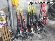 [P16] saniute si skiuri de inchiriat » foto by dorgo
 - 
<span class="allrVoted glyphicon glyphicon-heart hidden" id="av95593"></span>
<a class="m-l-10 hidden" id="sv95593" onclick="voting_Foto_DelVot(,95593,6324)" role="button">șterge vot <span class="glyphicon glyphicon-remove"></span></a>
<a id="v995593" class=" c-red"  onclick="voting_Foto_SetVot(95593)" role="button"><span class="glyphicon glyphicon-heart-empty"></span> <b>LIKE</b> = Votează poza</a> <img class="hidden"  id="f95593W9" src="/imagini/loader.gif" border="0" /><span class="AjErrMes hidden" id="e95593ErM"></span>