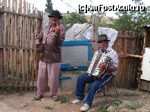 [P13] Am auzit ca in Sancrai si in Valea Rece din orasul cel mare, exista si tigani bogati, care canta pe la petreceri » foto by dorgo
 - 
<span class="allrVoted glyphicon glyphicon-heart hidden" id="av199220"></span>
<a class="m-l-10 hidden" id="sv199220" onclick="voting_Foto_DelVot(,199220,6324)" role="button">șterge vot <span class="glyphicon glyphicon-remove"></span></a>
<a id="v9199220" class=" c-red"  onclick="voting_Foto_SetVot(199220)" role="button"><span class="glyphicon glyphicon-heart-empty"></span> <b>LIKE</b> = Votează poza</a> <img class="hidden"  id="f199220W9" src="/imagini/loader.gif" border="0" /><span class="AjErrMes hidden" id="e199220ErM"></span>