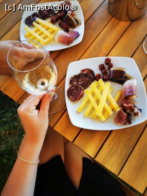 [P25] Mini platou de produse locale » foto by cata2106
 - 
<span class="allrVoted glyphicon glyphicon-heart hidden" id="av1320962"></span>
<a class="m-l-10 hidden" id="sv1320962" onclick="voting_Foto_DelVot(,1320962,6324)" role="button">șterge vot <span class="glyphicon glyphicon-remove"></span></a>
<a id="v91320962" class=" c-red"  onclick="voting_Foto_SetVot(1320962)" role="button"><span class="glyphicon glyphicon-heart-empty"></span> <b>LIKE</b> = Votează poza</a> <img class="hidden"  id="f1320962W9" src="/imagini/loader.gif" border="0" /><span class="AjErrMes hidden" id="e1320962ErM"></span>