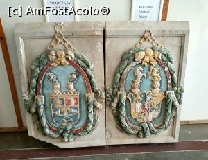 [P05] Blazonul familiei Teleki » foto by geani anto
 - 
<span class="allrVoted glyphicon glyphicon-heart hidden" id="av1211475"></span>
<a class="m-l-10 hidden" id="sv1211475" onclick="voting_Foto_DelVot(,1211475,6324)" role="button">șterge vot <span class="glyphicon glyphicon-remove"></span></a>
<a id="v91211475" class=" c-red"  onclick="voting_Foto_SetVot(1211475)" role="button"><span class="glyphicon glyphicon-heart-empty"></span> <b>LIKE</b> = Votează poza</a> <img class="hidden"  id="f1211475W9" src="/imagini/loader.gif" border="0" /><span class="AjErrMes hidden" id="e1211475ErM"></span>