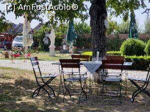 [P06] Gradina unde este amenajata o terasa unde am servit inghetata artizanala, intr-un cadru romantic. » foto by geani anto
 - 
<span class="allrVoted glyphicon glyphicon-heart hidden" id="av1211756"></span>
<a class="m-l-10 hidden" id="sv1211756" onclick="voting_Foto_DelVot(,1211756,6324)" role="button">șterge vot <span class="glyphicon glyphicon-remove"></span></a>
<a id="v91211756" class=" c-red"  onclick="voting_Foto_SetVot(1211756)" role="button"><span class="glyphicon glyphicon-heart-empty"></span> <b>LIKE</b> = Votează poza</a> <img class="hidden"  id="f1211756W9" src="/imagini/loader.gif" border="0" /><span class="AjErrMes hidden" id="e1211756ErM"></span>