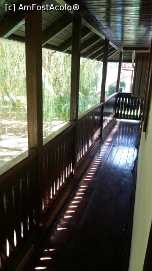 [P04] Veranda, comuna cu camera de langa noi » foto by ioana74
 - 
<span class="allrVoted glyphicon glyphicon-heart hidden" id="av996287"></span>
<a class="m-l-10 hidden" id="sv996287" onclick="voting_Foto_DelVot(,996287,6339)" role="button">șterge vot <span class="glyphicon glyphicon-remove"></span></a>
<a id="v9996287" class=" c-red"  onclick="voting_Foto_SetVot(996287)" role="button"><span class="glyphicon glyphicon-heart-empty"></span> <b>LIKE</b> = Votează poza</a> <img class="hidden"  id="f996287W9" src="/imagini/loader.gif" border="0" /><span class="AjErrMes hidden" id="e996287ErM"></span>