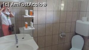 [P08] Si consumabilele din baie » foto by ioana74
 - 
<span class="allrVoted glyphicon glyphicon-heart hidden" id="av996294"></span>
<a class="m-l-10 hidden" id="sv996294" onclick="voting_Foto_DelVot(,996294,6339)" role="button">șterge vot <span class="glyphicon glyphicon-remove"></span></a>
<a id="v9996294" class=" c-red"  onclick="voting_Foto_SetVot(996294)" role="button"><span class="glyphicon glyphicon-heart-empty"></span> <b>LIKE</b> = Votează poza</a> <img class="hidden"  id="f996294W9" src="/imagini/loader.gif" border="0" /><span class="AjErrMes hidden" id="e996294ErM"></span>