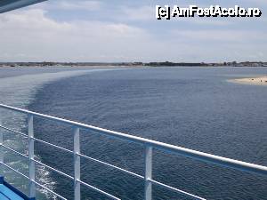 [P03] În depărtare se vede continentul.  » foto by ariciu*
 - 
<span class="allrVoted glyphicon glyphicon-heart hidden" id="av427810"></span>
<a class="m-l-10 hidden" id="sv427810" onclick="voting_Foto_DelVot(,427810,6346)" role="button">șterge vot <span class="glyphicon glyphicon-remove"></span></a>
<a id="v9427810" class=" c-red"  onclick="voting_Foto_SetVot(427810)" role="button"><span class="glyphicon glyphicon-heart-empty"></span> <b>LIKE</b> = Votează poza</a> <img class="hidden"  id="f427810W9" src="/imagini/loader.gif" border="0" /><span class="AjErrMes hidden" id="e427810ErM"></span>