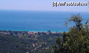 [P16] Plantaţie de măslini deasupra oraşului-port Limenas. Insula Thassos Grecia.  » foto by traian.leuca †
 - 
<span class="allrVoted glyphicon glyphicon-heart hidden" id="av415298"></span>
<a class="m-l-10 hidden" id="sv415298" onclick="voting_Foto_DelVot(,415298,6346)" role="button">șterge vot <span class="glyphicon glyphicon-remove"></span></a>
<a id="v9415298" class=" c-red"  onclick="voting_Foto_SetVot(415298)" role="button"><span class="glyphicon glyphicon-heart-empty"></span> <b>LIKE</b> = Votează poza</a> <img class="hidden"  id="f415298W9" src="/imagini/loader.gif" border="0" /><span class="AjErrMes hidden" id="e415298ErM"></span>