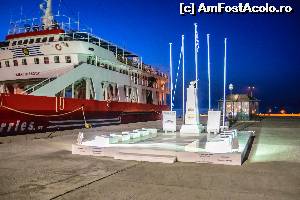 [P14] Vaporul care ne-a adus pe insulă » foto by sosso
 - 
<span class="allrVoted glyphicon glyphicon-heart hidden" id="av526306"></span>
<a class="m-l-10 hidden" id="sv526306" onclick="voting_Foto_DelVot(,526306,6346)" role="button">șterge vot <span class="glyphicon glyphicon-remove"></span></a>
<a id="v9526306" class=" c-red"  onclick="voting_Foto_SetVot(526306)" role="button"><span class="glyphicon glyphicon-heart-empty"></span> <b>LIKE</b> = Votează poza</a> <img class="hidden"  id="f526306W9" src="/imagini/loader.gif" border="0" /><span class="AjErrMes hidden" id="e526306ErM"></span>