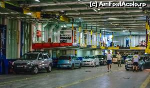 [P20] Parcarea mașinilor pe ferry-boat.  » foto by sosso
 - 
<span class="allrVoted glyphicon glyphicon-heart hidden" id="av526312"></span>
<a class="m-l-10 hidden" id="sv526312" onclick="voting_Foto_DelVot(,526312,6346)" role="button">șterge vot <span class="glyphicon glyphicon-remove"></span></a>
<a id="v9526312" class=" c-red"  onclick="voting_Foto_SetVot(526312)" role="button"><span class="glyphicon glyphicon-heart-empty"></span> <b>LIKE</b> = Votează poza</a> <img class="hidden"  id="f526312W9" src="/imagini/loader.gif" border="0" /><span class="AjErrMes hidden" id="e526312ErM"></span>