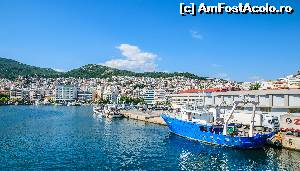 [P05] Portul Kavala » foto by sosso
 - 
<span class="allrVoted glyphicon glyphicon-heart hidden" id="av526297"></span>
<a class="m-l-10 hidden" id="sv526297" onclick="voting_Foto_DelVot(,526297,6346)" role="button">șterge vot <span class="glyphicon glyphicon-remove"></span></a>
<a id="v9526297" class=" c-red"  onclick="voting_Foto_SetVot(526297)" role="button"><span class="glyphicon glyphicon-heart-empty"></span> <b>LIKE</b> = Votează poza</a> <img class="hidden"  id="f526297W9" src="/imagini/loader.gif" border="0" /><span class="AjErrMes hidden" id="e526297ErM"></span>