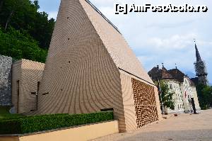 [P11] Vaduz, Liechtenstein. Pietonalul central, Lantag, Clădirea p
Parlamentului » foto by unq
 - 
<span class="allrVoted glyphicon glyphicon-heart hidden" id="av479126"></span>
<a class="m-l-10 hidden" id="sv479126" onclick="voting_Foto_DelVot(,479126,6372)" role="button">șterge vot <span class="glyphicon glyphicon-remove"></span></a>
<a id="v9479126" class=" c-red"  onclick="voting_Foto_SetVot(479126)" role="button"><span class="glyphicon glyphicon-heart-empty"></span> <b>LIKE</b> = Votează poza</a> <img class="hidden"  id="f479126W9" src="/imagini/loader.gif" border="0" /><span class="AjErrMes hidden" id="e479126ErM"></span>