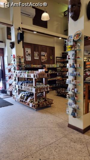 [P33] magazin de fițe » foto by robert
 - 
<span class="allrVoted glyphicon glyphicon-heart hidden" id="av1273261"></span>
<a class="m-l-10 hidden" id="sv1273261" onclick="voting_Foto_DelVot(,1273261,6379)" role="button">șterge vot <span class="glyphicon glyphicon-remove"></span></a>
<a id="v91273261" class=" c-red"  onclick="voting_Foto_SetVot(1273261)" role="button"><span class="glyphicon glyphicon-heart-empty"></span> <b>LIKE</b> = Votează poza</a> <img class="hidden"  id="f1273261W9" src="/imagini/loader.gif" border="0" /><span class="AjErrMes hidden" id="e1273261ErM"></span>