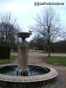 [P20] Regents Park » foto by pisidiana
 - 
<span class="allrVoted glyphicon glyphicon-heart hidden" id="av99780"></span>
<a class="m-l-10 hidden" id="sv99780" onclick="voting_Foto_DelVot(,99780,6465)" role="button">șterge vot <span class="glyphicon glyphicon-remove"></span></a>
<a id="v999780" class=" c-red"  onclick="voting_Foto_SetVot(99780)" role="button"><span class="glyphicon glyphicon-heart-empty"></span> <b>LIKE</b> = Votează poza</a> <img class="hidden"  id="f99780W9" src="/imagini/loader.gif" border="0" /><span class="AjErrMes hidden" id="e99780ErM"></span>