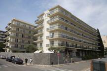 [P02] hotel terramar calella » foto by sidexplozia2000
 - 
<span class="allrVoted glyphicon glyphicon-heart hidden" id="av100089"></span>
<a class="m-l-10 hidden" id="sv100089" onclick="voting_Foto_DelVot(,100089,6481)" role="button">șterge vot <span class="glyphicon glyphicon-remove"></span></a>
<a id="v9100089" class=" c-red"  onclick="voting_Foto_SetVot(100089)" role="button"><span class="glyphicon glyphicon-heart-empty"></span> <b>LIKE</b> = Votează poza</a> <img class="hidden"  id="f100089W9" src="/imagini/loader.gif" border="0" /><span class="AjErrMes hidden" id="e100089ErM"></span>