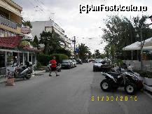 [P01] Detaliu de pe strada de lângă port. Pe stânga sunt restaurantele iar pe dreapta terasele restaurantelor. » foto by bose
 - 
<span class="allrVoted glyphicon glyphicon-heart hidden" id="av177594"></span>
<a class="m-l-10 hidden" id="sv177594" onclick="voting_Foto_DelVot(,177594,6484)" role="button">șterge vot <span class="glyphicon glyphicon-remove"></span></a>
<a id="v9177594" class=" c-red"  onclick="voting_Foto_SetVot(177594)" role="button"><span class="glyphicon glyphicon-heart-empty"></span> <b>LIKE</b> = Votează poza</a> <img class="hidden"  id="f177594W9" src="/imagini/loader.gif" border="0" /><span class="AjErrMes hidden" id="e177594ErM"></span>