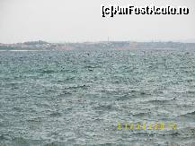 [P14] Golful NEA MOUDANIA şi dealurile îndepărtate din partea stângă a staţiunii. » foto by bose
 - 
<span class="allrVoted glyphicon glyphicon-heart hidden" id="av177607"></span>
<a class="m-l-10 hidden" id="sv177607" onclick="voting_Foto_DelVot(,177607,6484)" role="button">șterge vot <span class="glyphicon glyphicon-remove"></span></a>
<a id="v9177607" class=" c-red"  onclick="voting_Foto_SetVot(177607)" role="button"><span class="glyphicon glyphicon-heart-empty"></span> <b>LIKE</b> = Votează poza</a> <img class="hidden"  id="f177607W9" src="/imagini/loader.gif" border="0" /><span class="AjErrMes hidden" id="e177607ErM"></span>