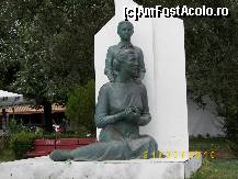 [P15] Statuia din zona falezei staţiunii NEA MOUDANIA! » foto by bose
 - 
<span class="allrVoted glyphicon glyphicon-heart hidden" id="av177608"></span>
<a class="m-l-10 hidden" id="sv177608" onclick="voting_Foto_DelVot(,177608,6484)" role="button">șterge vot <span class="glyphicon glyphicon-remove"></span></a>
<a id="v9177608" class=" c-red"  onclick="voting_Foto_SetVot(177608)" role="button"><span class="glyphicon glyphicon-heart-empty"></span> <b>LIKE</b> = Votează poza</a> <img class="hidden"  id="f177608W9" src="/imagini/loader.gif" border="0" /><span class="AjErrMes hidden" id="e177608ErM"></span>