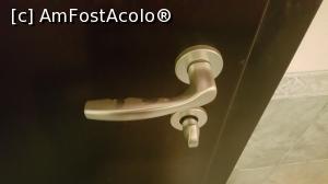 [P05] Praf rosu pe clanta usii » foto by OMturist
 - 
<span class="allrVoted glyphicon glyphicon-heart hidden" id="av1100579"></span>
<a class="m-l-10 hidden" id="sv1100579" onclick="voting_Foto_DelVot(,1100579,6487)" role="button">șterge vot <span class="glyphicon glyphicon-remove"></span></a>
<a id="v91100579" class=" c-red"  onclick="voting_Foto_SetVot(1100579)" role="button"><span class="glyphicon glyphicon-heart-empty"></span> <b>LIKE</b> = Votează poza</a> <img class="hidden"  id="f1100579W9" src="/imagini/loader.gif" border="0" /><span class="AjErrMes hidden" id="e1100579ErM"></span>