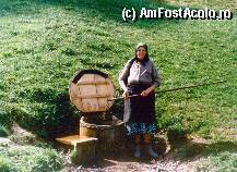 [P13] fantana lui Coca Valeria din Sant » foto by dorgo
 - 
<span class="allrVoted glyphicon glyphicon-heart hidden" id="av101152"></span>
<a class="m-l-10 hidden" id="sv101152" onclick="voting_Foto_DelVot(,101152,6506)" role="button">șterge vot <span class="glyphicon glyphicon-remove"></span></a>
<a id="v9101152" class=" c-red"  onclick="voting_Foto_SetVot(101152)" role="button"><span class="glyphicon glyphicon-heart-empty"></span> <b>LIKE</b> = Votează poza</a> <img class="hidden"  id="f101152W9" src="/imagini/loader.gif" border="0" /><span class="AjErrMes hidden" id="e101152ErM"></span>