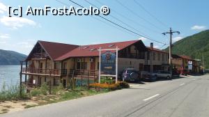 [P12] Pensiunea”Steaua Dunării” Eșelnița - foarte aglomerată în acea perioadă » foto by costy69*
 - 
<span class="allrVoted glyphicon glyphicon-heart hidden" id="av795145"></span>
<a class="m-l-10 hidden" id="sv795145" onclick="voting_Foto_DelVot(,795145,6559)" role="button">șterge vot <span class="glyphicon glyphicon-remove"></span></a>
<a id="v9795145" class=" c-red"  onclick="voting_Foto_SetVot(795145)" role="button"><span class="glyphicon glyphicon-heart-empty"></span> <b>LIKE</b> = Votează poza</a> <img class="hidden"  id="f795145W9" src="/imagini/loader.gif" border="0" /><span class="AjErrMes hidden" id="e795145ErM"></span>