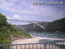 [P05] podul care face legatura intre Canada si SUA » foto by newcata2989*
 - 
<span class="allrVoted glyphicon glyphicon-heart hidden" id="av103994"></span>
<a class="m-l-10 hidden" id="sv103994" onclick="voting_Foto_DelVot(,103994,6590)" role="button">șterge vot <span class="glyphicon glyphicon-remove"></span></a>
<a id="v9103994" class=" c-red"  onclick="voting_Foto_SetVot(103994)" role="button"><span class="glyphicon glyphicon-heart-empty"></span> <b>LIKE</b> = Votează poza</a> <img class="hidden"  id="f103994W9" src="/imagini/loader.gif" border="0" /><span class="AjErrMes hidden" id="e103994ErM"></span>