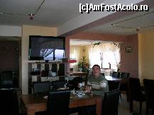 [P07] In restaurant, la micul dejun. » foto by cris1982
 - 
<span class="allrVoted glyphicon glyphicon-heart hidden" id="av314363"></span>
<a class="m-l-10 hidden" id="sv314363" onclick="voting_Foto_DelVot(,314363,6607)" role="button">șterge vot <span class="glyphicon glyphicon-remove"></span></a>
<a id="v9314363" class=" c-red"  onclick="voting_Foto_SetVot(314363)" role="button"><span class="glyphicon glyphicon-heart-empty"></span> <b>LIKE</b> = Votează poza</a> <img class="hidden"  id="f314363W9" src="/imagini/loader.gif" border="0" /><span class="AjErrMes hidden" id="e314363ErM"></span>