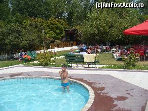 [P12] La piscina » foto by Denis70
 - 
<span class="allrVoted glyphicon glyphicon-heart hidden" id="av543984"></span>
<a class="m-l-10 hidden" id="sv543984" onclick="voting_Foto_DelVot(,543984,6610)" role="button">șterge vot <span class="glyphicon glyphicon-remove"></span></a>
<a id="v9543984" class=" c-red"  onclick="voting_Foto_SetVot(543984)" role="button"><span class="glyphicon glyphicon-heart-empty"></span> <b>LIKE</b> = Votează poza</a> <img class="hidden"  id="f543984W9" src="/imagini/loader.gif" border="0" /><span class="AjErrMes hidden" id="e543984ErM"></span>