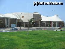 [P02] Aeroportul din Sharm el Sheikh - este acoperit cu panza » foto by Irina1974
 - 
<span class="allrVoted glyphicon glyphicon-heart hidden" id="av104923"></span>
<a class="m-l-10 hidden" id="sv104923" onclick="voting_Foto_DelVot(,104923,6617)" role="button">șterge vot <span class="glyphicon glyphicon-remove"></span></a>
<a id="v9104923" class=" c-red"  onclick="voting_Foto_SetVot(104923)" role="button"><span class="glyphicon glyphicon-heart-empty"></span> <b>LIKE</b> = Votează poza</a> <img class="hidden"  id="f104923W9" src="/imagini/loader.gif" border="0" /><span class="AjErrMes hidden" id="e104923ErM"></span>