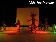 [P21] Seara africana - amimatia nu execla la hotel, dar in fiecare seara aveam cate un scurt program artistic » foto by Irina1974
 - 
<span class="allrVoted glyphicon glyphicon-heart hidden" id="av104946"></span>
<a class="m-l-10 hidden" id="sv104946" onclick="voting_Foto_DelVot(,104946,6617)" role="button">șterge vot <span class="glyphicon glyphicon-remove"></span></a>
<a id="v9104946" class=" c-red"  onclick="voting_Foto_SetVot(104946)" role="button"><span class="glyphicon glyphicon-heart-empty"></span> <b>LIKE</b> = Votează poza</a> <img class="hidden"  id="f104946W9" src="/imagini/loader.gif" border="0" /><span class="AjErrMes hidden" id="e104946ErM"></span>