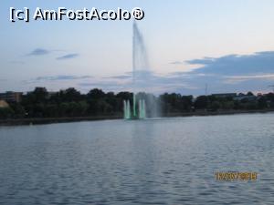 [P03] Nu e în Unirii, e pe lacul Ciuperca » foto by Zoazore
 - 
<span class="allrVoted glyphicon glyphicon-heart hidden" id="av1100555"></span>
<a class="m-l-10 hidden" id="sv1100555" onclick="voting_Foto_DelVot(,1100555,6669)" role="button">șterge vot <span class="glyphicon glyphicon-remove"></span></a>
<a id="v91100555" class=" c-red"  onclick="voting_Foto_SetVot(1100555)" role="button"><span class="glyphicon glyphicon-heart-empty"></span> <b>LIKE</b> = Votează poza</a> <img class="hidden"  id="f1100555W9" src="/imagini/loader.gif" border="0" /><span class="AjErrMes hidden" id="e1100555ErM"></span>