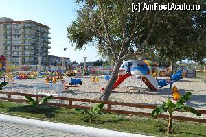 [P22] Unul dintre locurile de joaca pentru copii.  » foto by DoreD
 - 
<span class="allrVoted glyphicon glyphicon-heart hidden" id="av373114"></span>
<a class="m-l-10 hidden" id="sv373114" onclick="voting_Foto_DelVot(,373114,6673)" role="button">șterge vot <span class="glyphicon glyphicon-remove"></span></a>
<a id="v9373114" class=" c-red"  onclick="voting_Foto_SetVot(373114)" role="button"><span class="glyphicon glyphicon-heart-empty"></span> <b>LIKE</b> = Votează poza</a> <img class="hidden"  id="f373114W9" src="/imagini/loader.gif" border="0" /><span class="AjErrMes hidden" id="e373114ErM"></span>