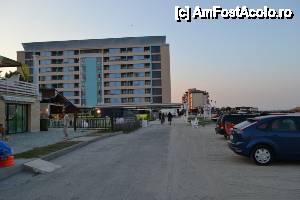 [P10] Phoenicia Holiday Resort - la ieșirea spre plajă, Phoenicia Luxury.  » foto by DoreD
 - 
<span class="allrVoted glyphicon glyphicon-heart hidden" id="av454138"></span>
<a class="m-l-10 hidden" id="sv454138" onclick="voting_Foto_DelVot(,454138,6673)" role="button">șterge vot <span class="glyphicon glyphicon-remove"></span></a>
<a id="v9454138" class=" c-red"  onclick="voting_Foto_SetVot(454138)" role="button"><span class="glyphicon glyphicon-heart-empty"></span> <b>LIKE</b> = Votează poza</a> <img class="hidden"  id="f454138W9" src="/imagini/loader.gif" border="0" /><span class="AjErrMes hidden" id="e454138ErM"></span>