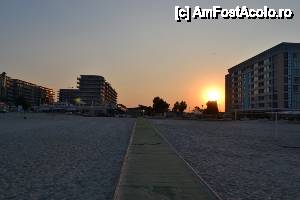 [P15] Phoenicia Holiday Resort - soarele își ia rămas bun, ca și noi de altfel, în seara dinaintea plecării » foto by DoreD
 - 
<span class="allrVoted glyphicon glyphicon-heart hidden" id="av454145"></span>
<a class="m-l-10 hidden" id="sv454145" onclick="voting_Foto_DelVot(,454145,6673)" role="button">șterge vot <span class="glyphicon glyphicon-remove"></span></a>
<a id="v9454145" class=" c-red"  onclick="voting_Foto_SetVot(454145)" role="button"><span class="glyphicon glyphicon-heart-empty"></span> <b>LIKE</b> = Votează poza</a> <img class="hidden"  id="f454145W9" src="/imagini/loader.gif" border="0" /><span class="AjErrMes hidden" id="e454145ErM"></span>