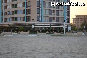 [P16] Phoenicia Holiday Resort - restaurantul cochet de la Phoenicia Luxury » foto by DoreD
 - 
<span class="allrVoted glyphicon glyphicon-heart hidden" id="av454147"></span>
<a class="m-l-10 hidden" id="sv454147" onclick="voting_Foto_DelVot(,454147,6673)" role="button">șterge vot <span class="glyphicon glyphicon-remove"></span></a>
<a id="v9454147" class=" c-red"  onclick="voting_Foto_SetVot(454147)" role="button"><span class="glyphicon glyphicon-heart-empty"></span> <b>LIKE</b> = Votează poza</a> <img class="hidden"  id="f454147W9" src="/imagini/loader.gif" border="0" /><span class="AjErrMes hidden" id="e454147ErM"></span>