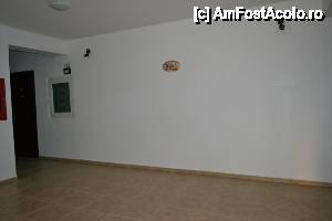 [P20] Phoenicia Holiday Resort - cam așa arată un etaj, în stânga și în dreapta sunt culoarele către camere. Ca la bloc! Curățenie impecabilă.  » foto by DoreD
 - 
<span class="allrVoted glyphicon glyphicon-heart hidden" id="av454155"></span>
<a class="m-l-10 hidden" id="sv454155" onclick="voting_Foto_DelVot(,454155,6673)" role="button">șterge vot <span class="glyphicon glyphicon-remove"></span></a>
<a id="v9454155" class=" c-red"  onclick="voting_Foto_SetVot(454155)" role="button"><span class="glyphicon glyphicon-heart-empty"></span> <b>LIKE</b> = Votează poza</a> <img class="hidden"  id="f454155W9" src="/imagini/loader.gif" border="0" /><span class="AjErrMes hidden" id="e454155ErM"></span>