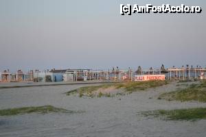 [P09] Phoenicia Holiday Resort - după cum se vede, Plaja Phoenicia » foto by DoreD
 - 
<span class="allrVoted glyphicon glyphicon-heart hidden" id="av454137"></span>
<a class="m-l-10 hidden" id="sv454137" onclick="voting_Foto_DelVot(,454137,6673)" role="button">șterge vot <span class="glyphicon glyphicon-remove"></span></a>
<a id="v9454137" class=" c-red"  onclick="voting_Foto_SetVot(454137)" role="button"><span class="glyphicon glyphicon-heart-empty"></span> <b>LIKE</b> = Votează poza</a> <img class="hidden"  id="f454137W9" src="/imagini/loader.gif" border="0" /><span class="AjErrMes hidden" id="e454137ErM"></span>