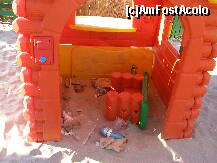 [P02] locul de joaca- casuta cos de gunoi, » foto by Mala
 - 
<span class="allrVoted glyphicon glyphicon-heart hidden" id="av242771"></span>
<a class="m-l-10 hidden" id="sv242771" onclick="voting_Foto_DelVot(,242771,6673)" role="button">șterge vot <span class="glyphicon glyphicon-remove"></span></a>
<a id="v9242771" class=" c-red"  onclick="voting_Foto_SetVot(242771)" role="button"><span class="glyphicon glyphicon-heart-empty"></span> <b>LIKE</b> = Votează poza</a> <img class="hidden"  id="f242771W9" src="/imagini/loader.gif" border="0" /><span class="AjErrMes hidden" id="e242771ErM"></span>