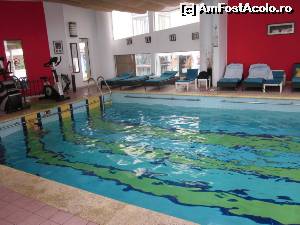 [P37] Piscina acoperită, încălzită și goală!  » foto by ariciu*
 - 
<span class="allrVoted glyphicon glyphicon-heart hidden" id="av552390"></span>
<a class="m-l-10 hidden" id="sv552390" onclick="voting_Foto_DelVot(,552390,6673)" role="button">șterge vot <span class="glyphicon glyphicon-remove"></span></a>
<a id="v9552390" class=" c-red"  onclick="voting_Foto_SetVot(552390)" role="button"><span class="glyphicon glyphicon-heart-empty"></span> <b>LIKE</b> = Votează poza</a> <img class="hidden"  id="f552390W9" src="/imagini/loader.gif" border="0" /><span class="AjErrMes hidden" id="e552390ErM"></span>